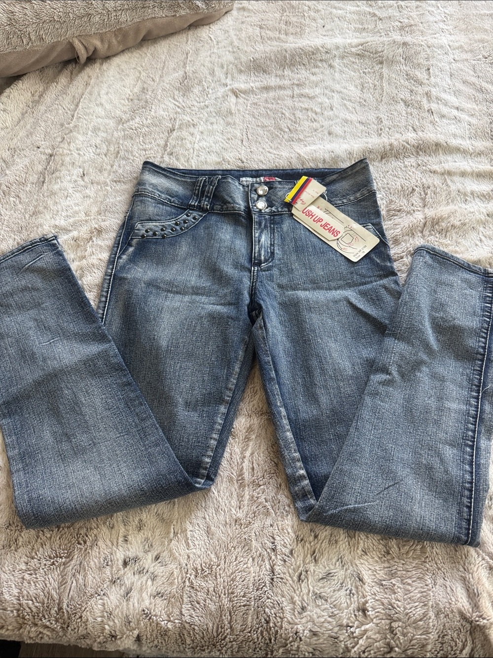 New with tag Only you stretch 16 juniors Skinny Jeans in Faded Blue Wash